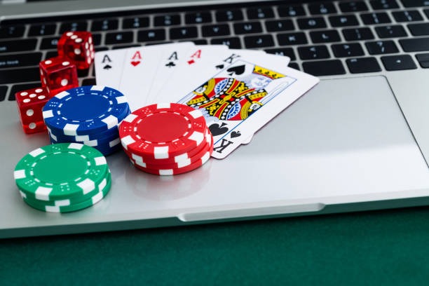 Balance breakdown showing available balance, holds on active bets, and bonus balance on viking platform